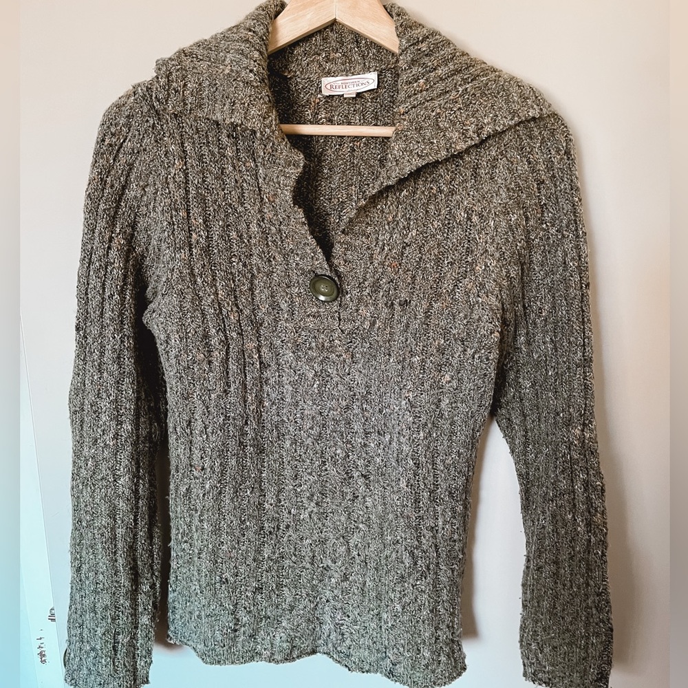 Northern Reflections green knit sweater 💚🌿